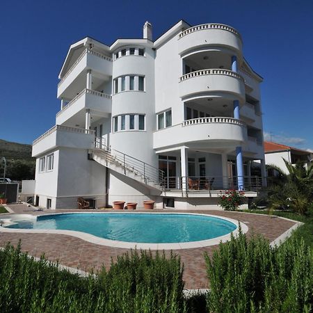 Apartments Villa Lida تروغير المظهر الخارجي الصورة