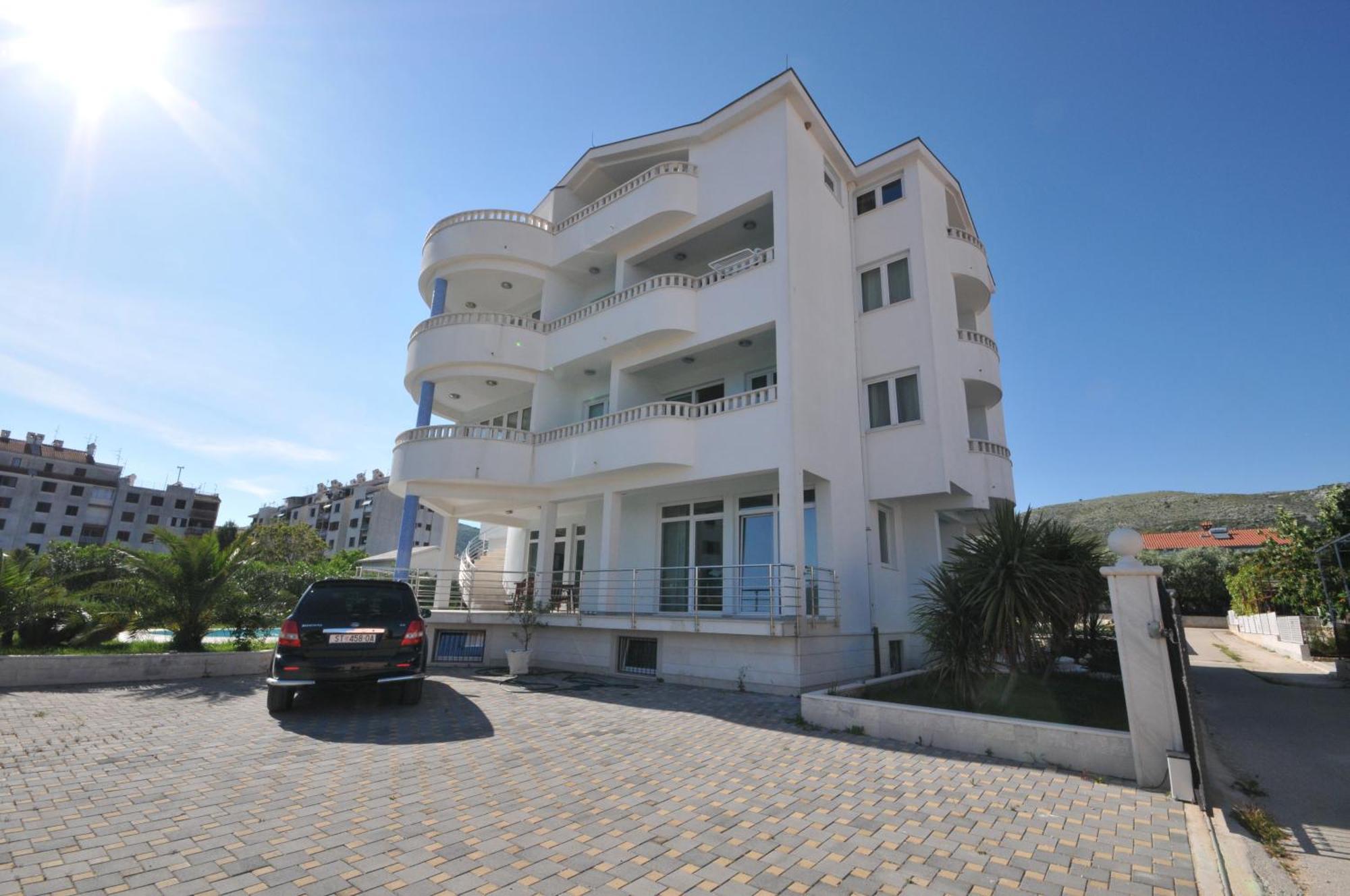 Apartments Villa Lida تروغير المظهر الخارجي الصورة
