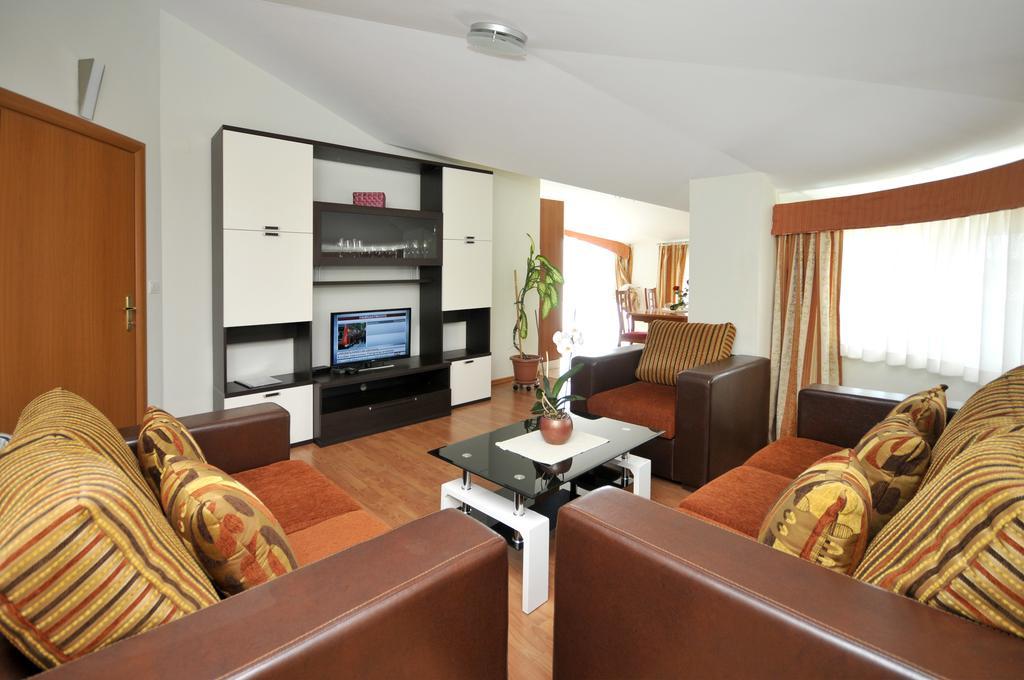 Apartments Villa Lida تروغير المظهر الخارجي الصورة