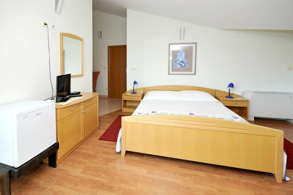 Apartments Villa Lida تروغير المظهر الخارجي الصورة